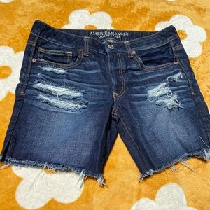 american eagle high-wasted shorts🫐
